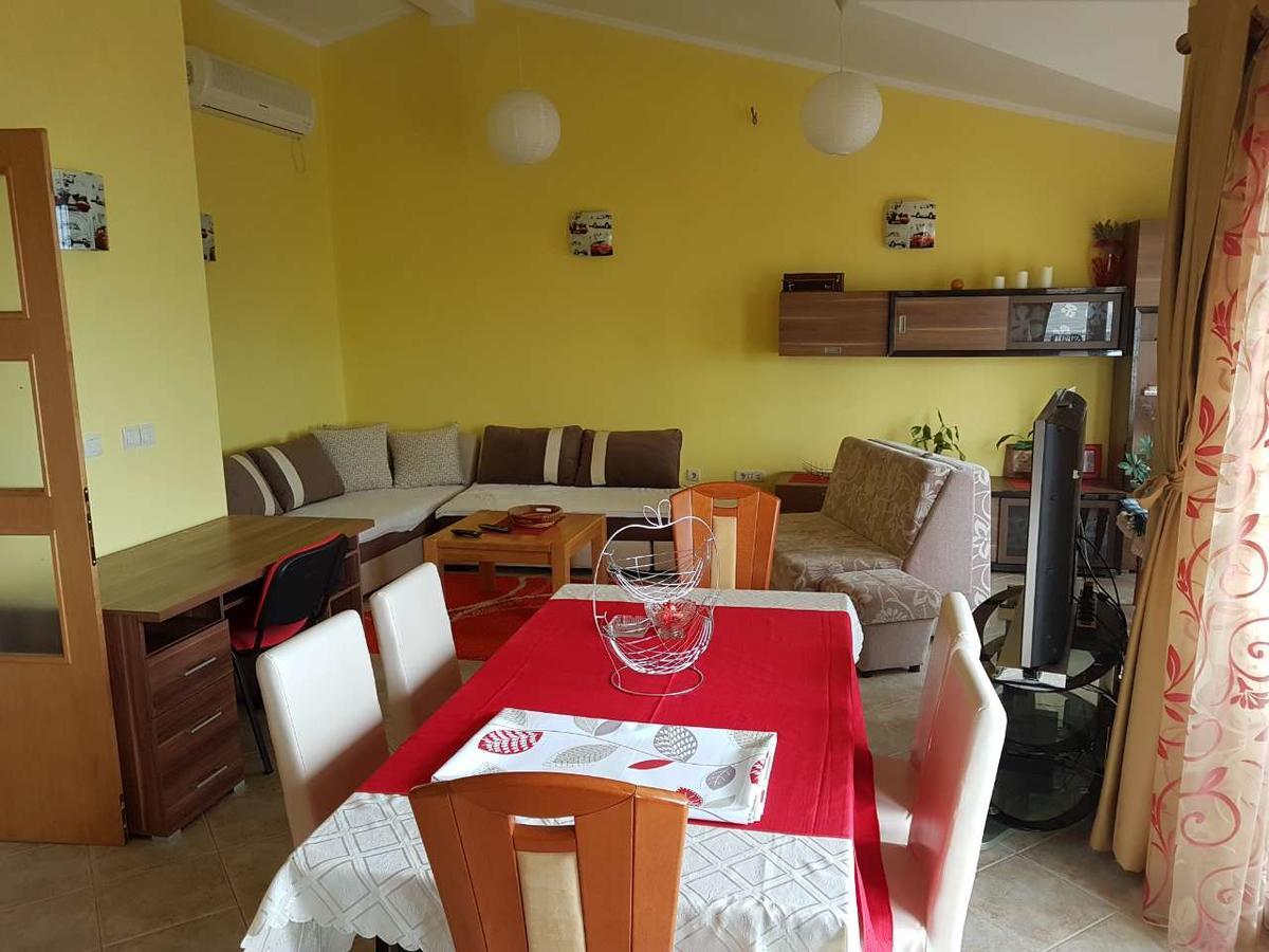 Porodicni Apartman Herceg Novi Eksteriør bilde